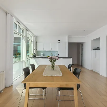 Luksusbolig Ved Havn Med Privat Badebro Апартаменты *