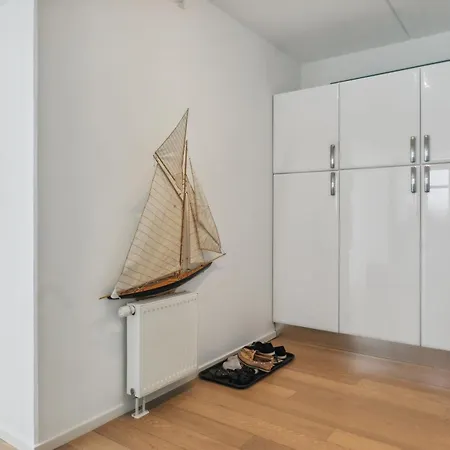 Luksusbolig Ved Havn Med Privat Badebro